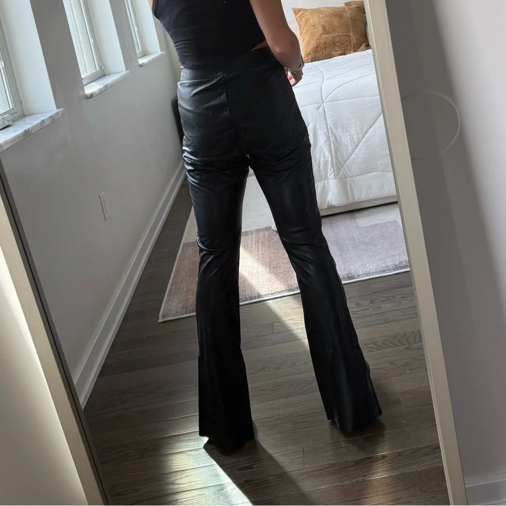 Commando Black Leather Women's Pants - Picture 5 of 5